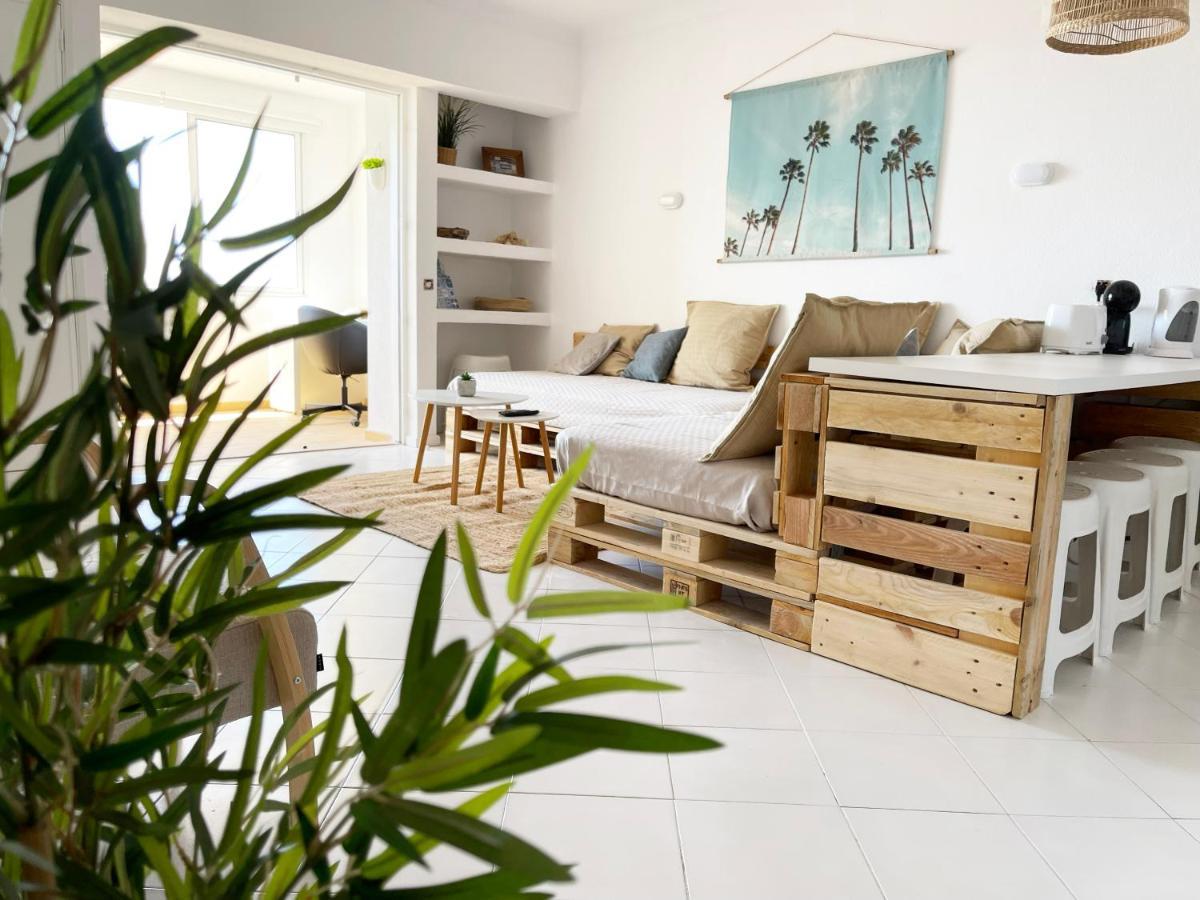 אלבופיירה Panoramic Seaview - 2 Bedroom, Main Ave, 15 Min Walk Beach, Workspace מראה חיצוני תמונה